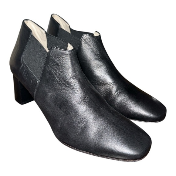 Amalfi by Rangoni Women's Black Leather Ankle Boots size 6.5 - Picture 3 of 9